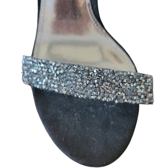 Nina Genuine Suede Jeweled High Heel Sandals Size 8 - Picture 4 of 7